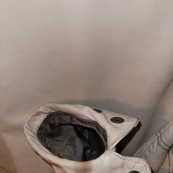 White leather Jacket - Picture 5 of 9